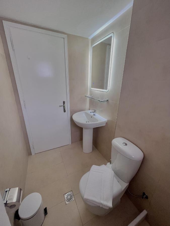 Athanasia Apartments Skiathos Town Ngoại thất bức ảnh