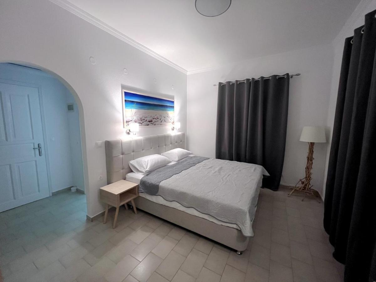 Athanasia Apartments Skiathos Town Ngoại thất bức ảnh