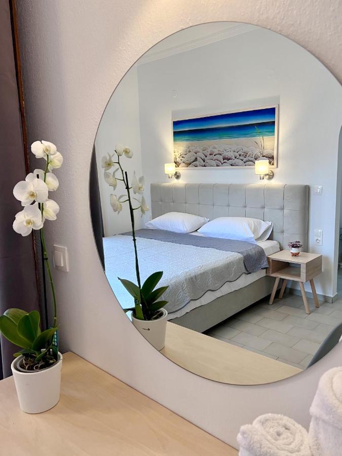 Athanasia Apartments Skiathos Town Ngoại thất bức ảnh