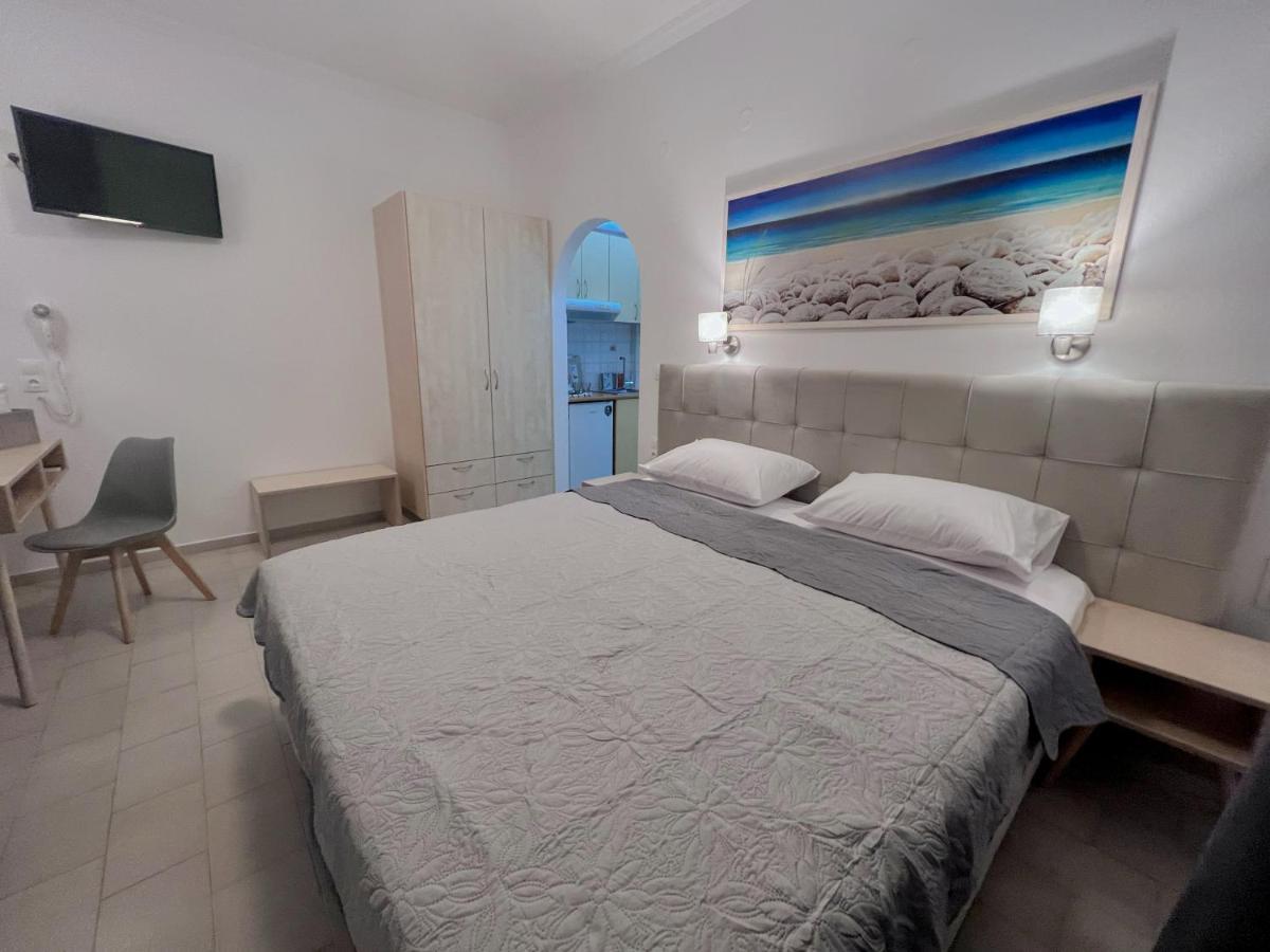 Athanasia Apartments Skiathos Town Ngoại thất bức ảnh