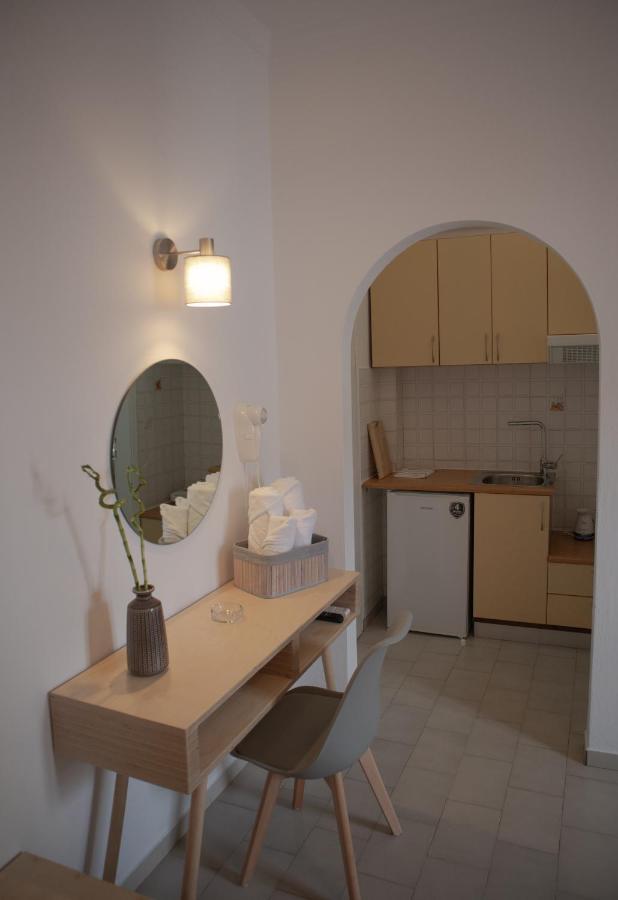 Athanasia Apartments Skiathos Town Ngoại thất bức ảnh