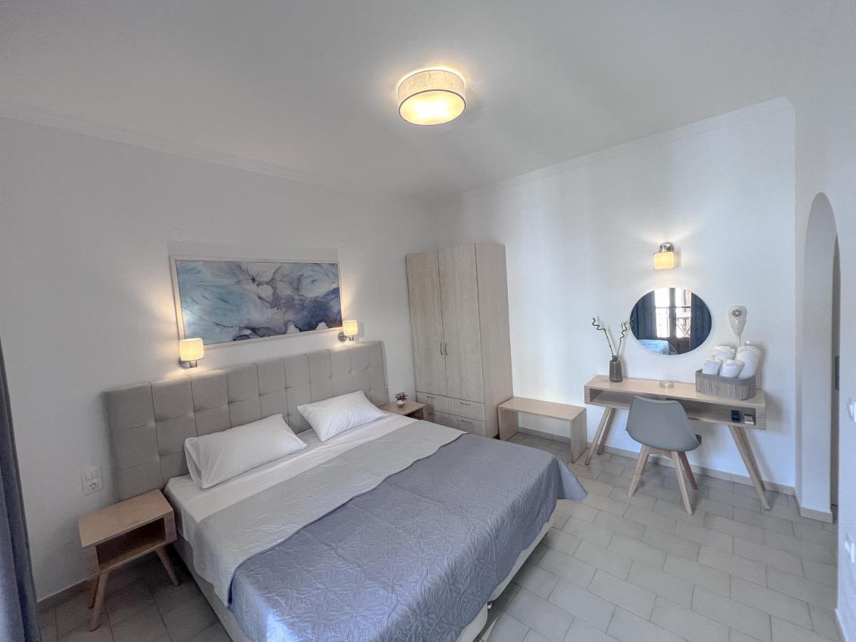 Athanasia Apartments Skiathos Town Ngoại thất bức ảnh