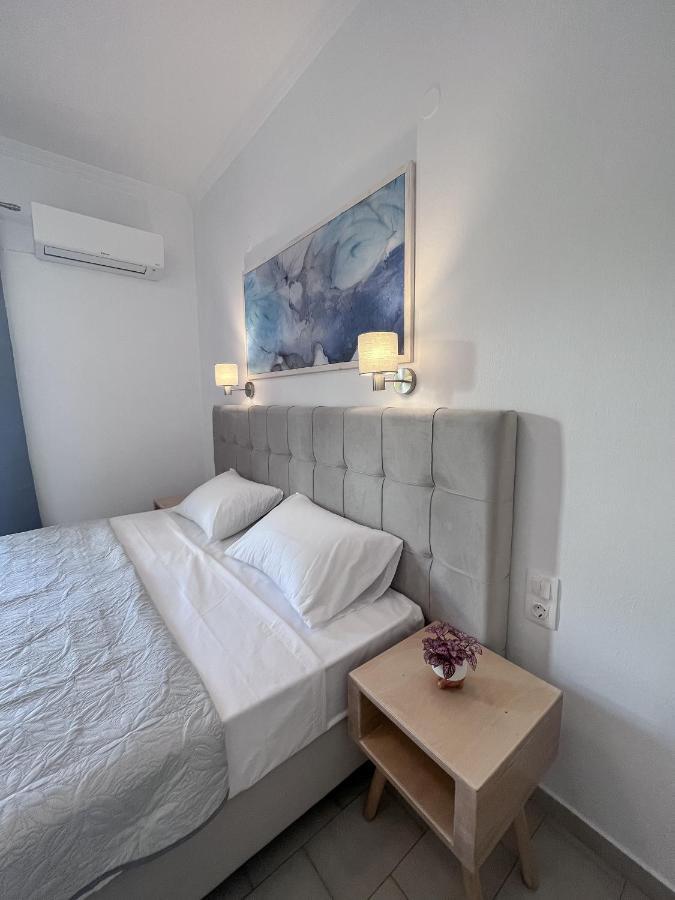 Athanasia Apartments Skiathos Town Ngoại thất bức ảnh