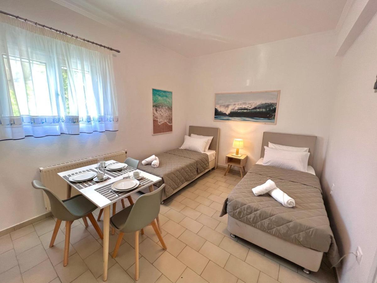 Athanasia Apartments Skiathos Town Ngoại thất bức ảnh