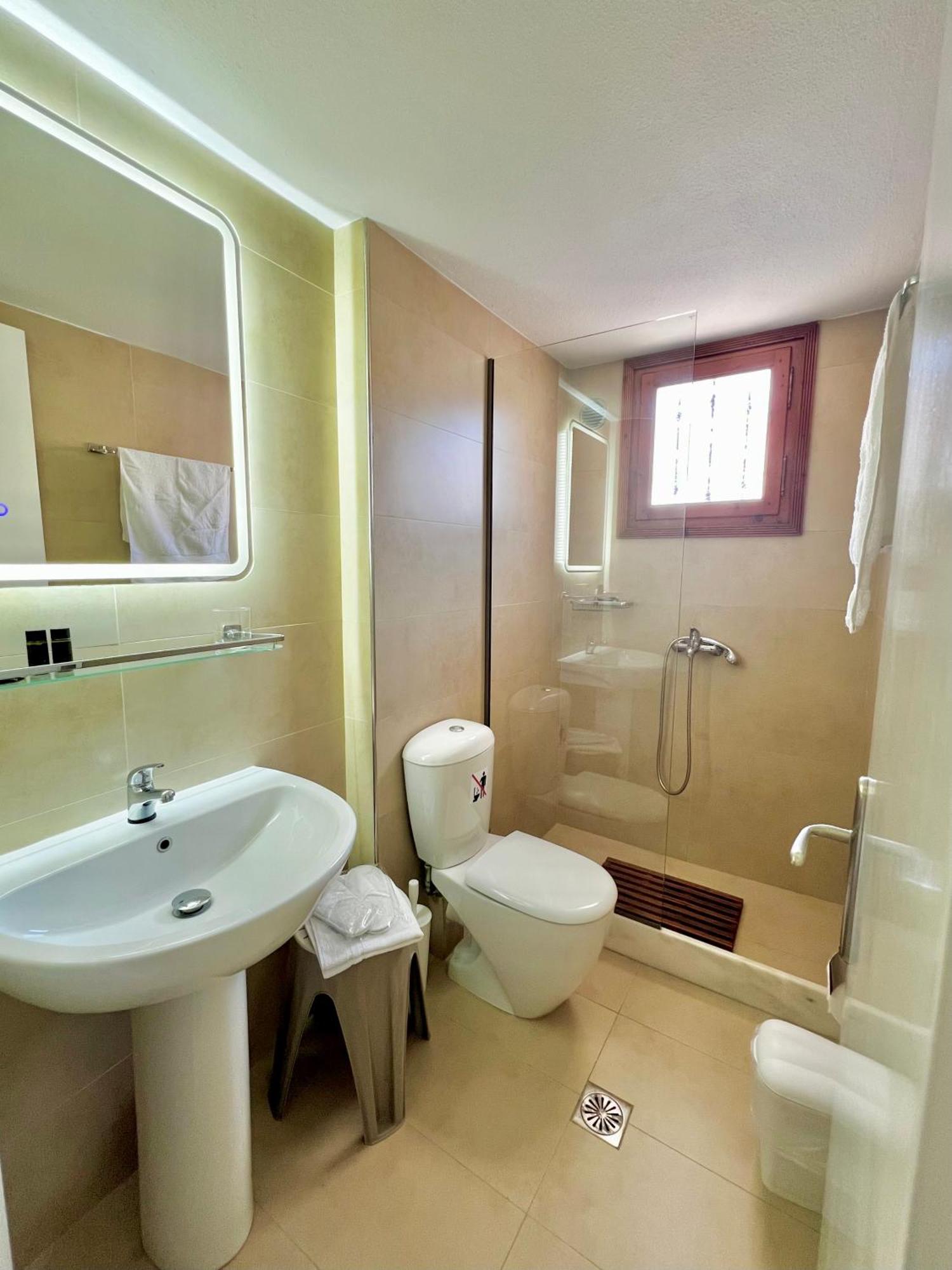Athanasia Apartments Skiathos Town Ngoại thất bức ảnh